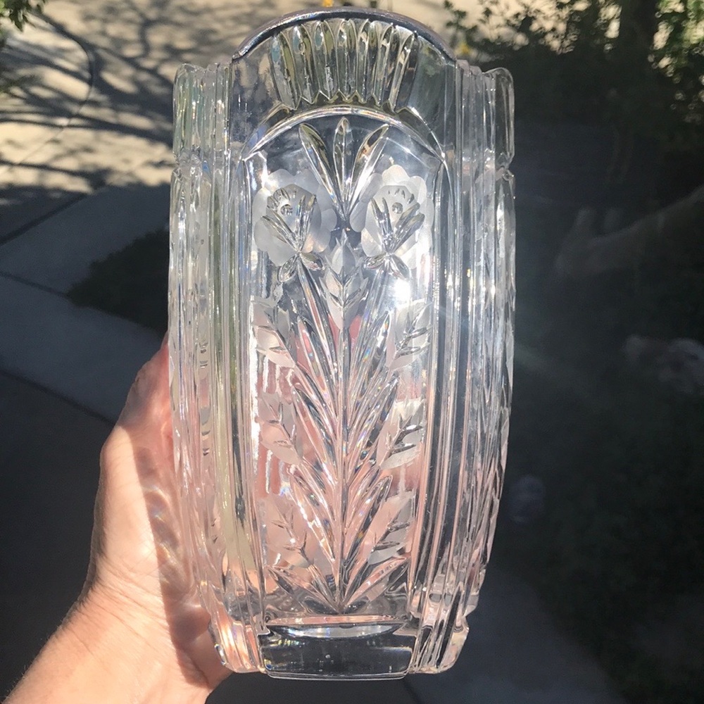 Crystal Vase - Picture 12 of 16